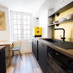 De La Noblesse - Designed By C.m Apartman