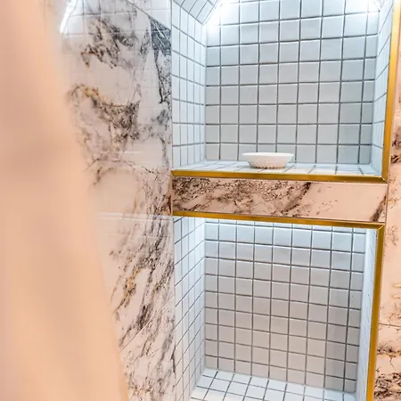 De La Noblesse - Designed By C.m * Sélestat